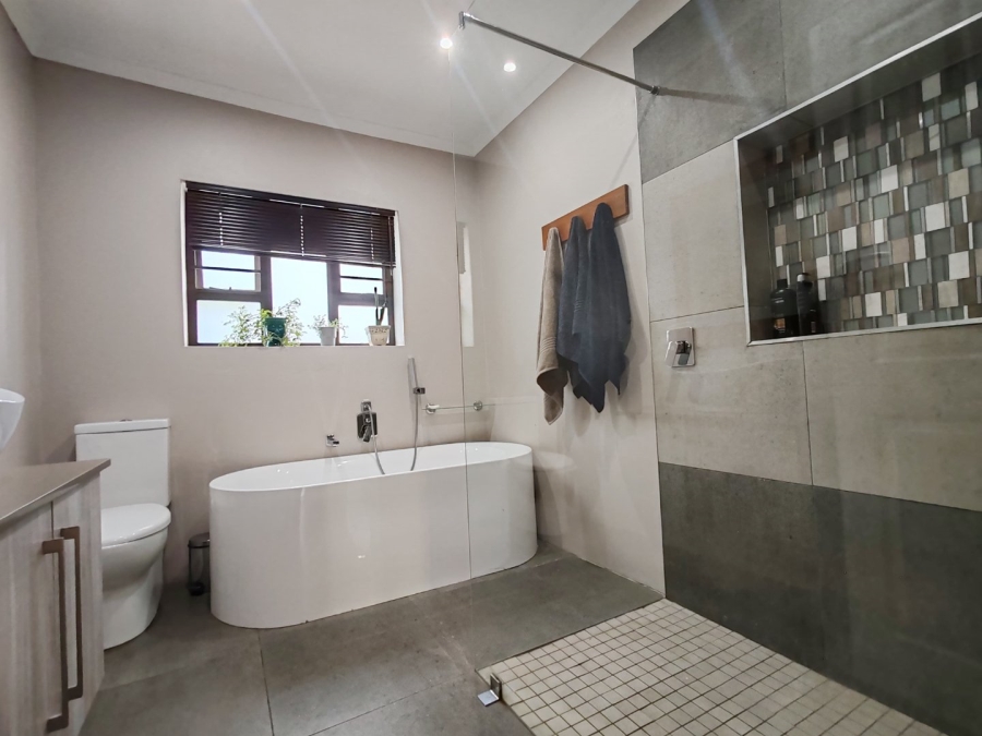  Bedroom Property for Sale in Lorraine Eastern Cape